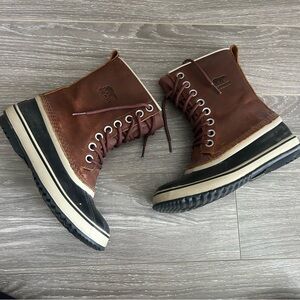 Sorel Premium Leather Waterproof Boots Size 6
